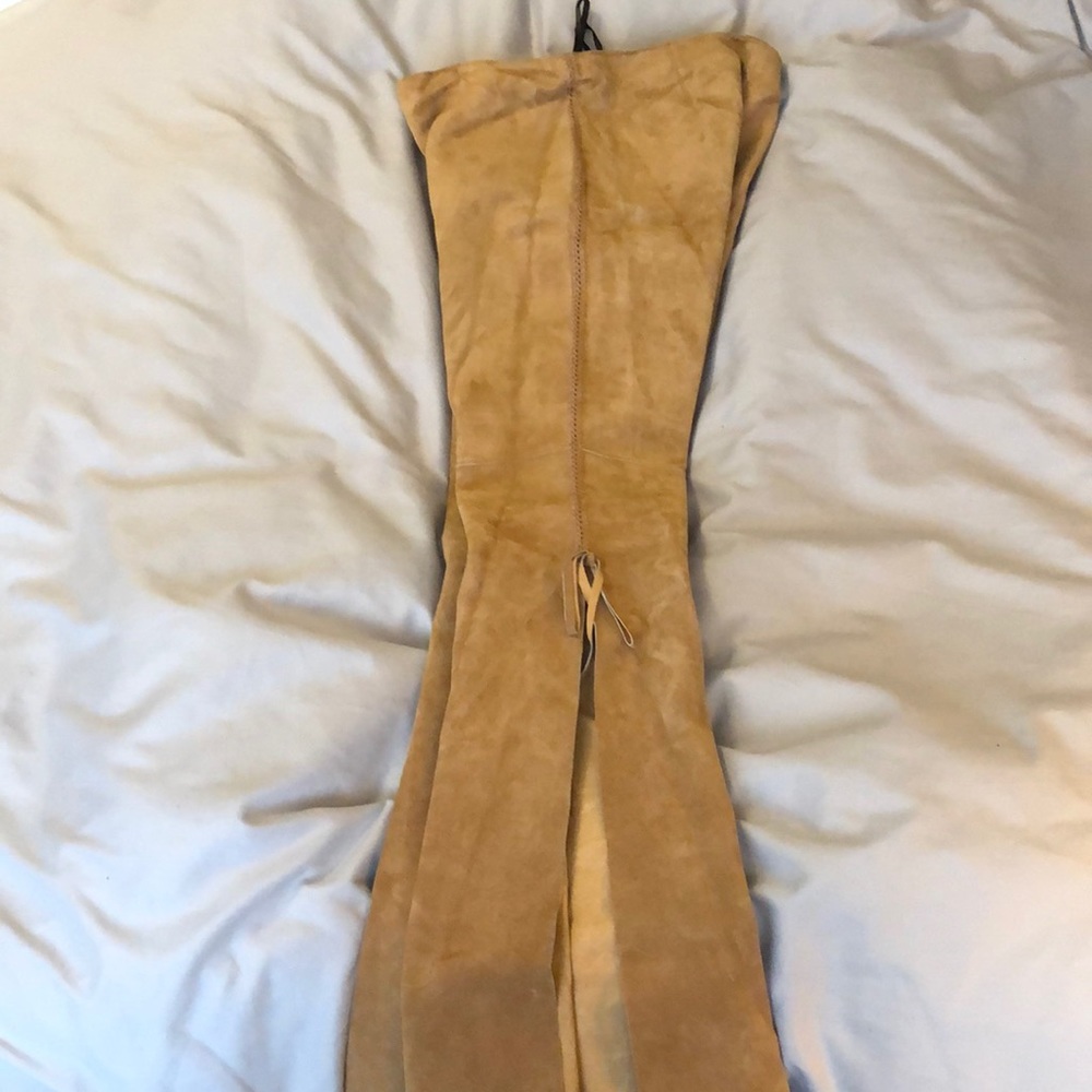 BeBe suede tan camel bootleg pant size 2